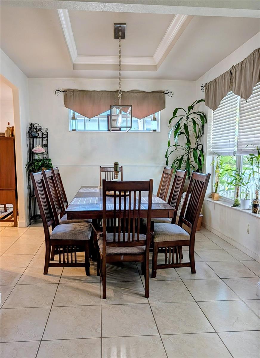 Image 21 of 62 For 3618 Buffett Street