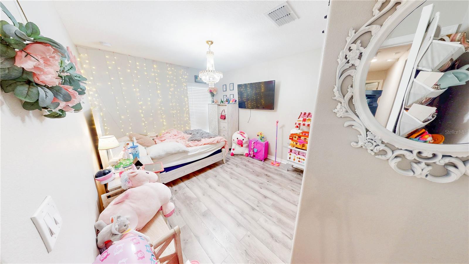 Listing photo id 8 for 14821 Scottburgh Glen Drive