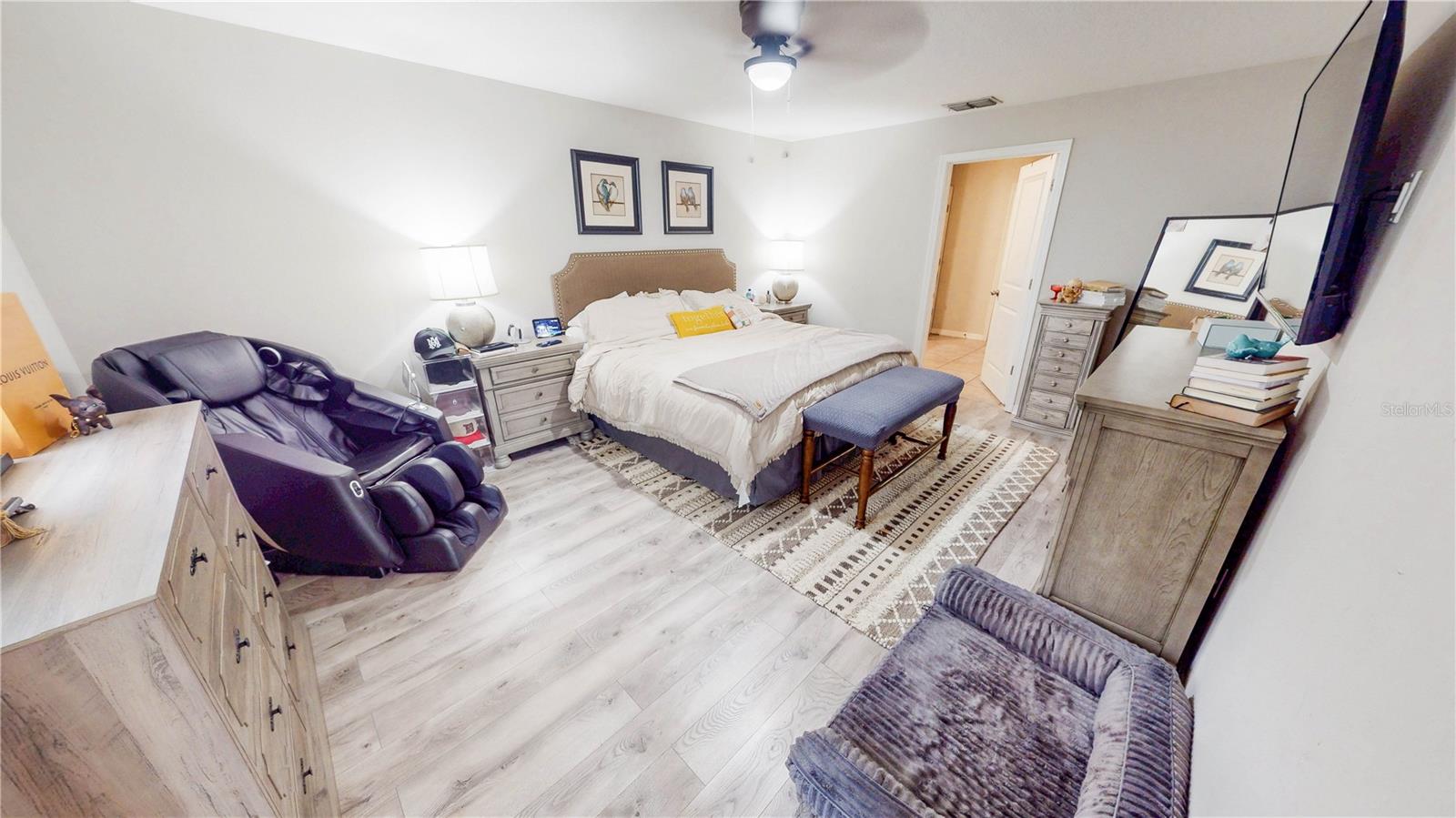 Listing photo id 6 for 14821 Scottburgh Glen Drive