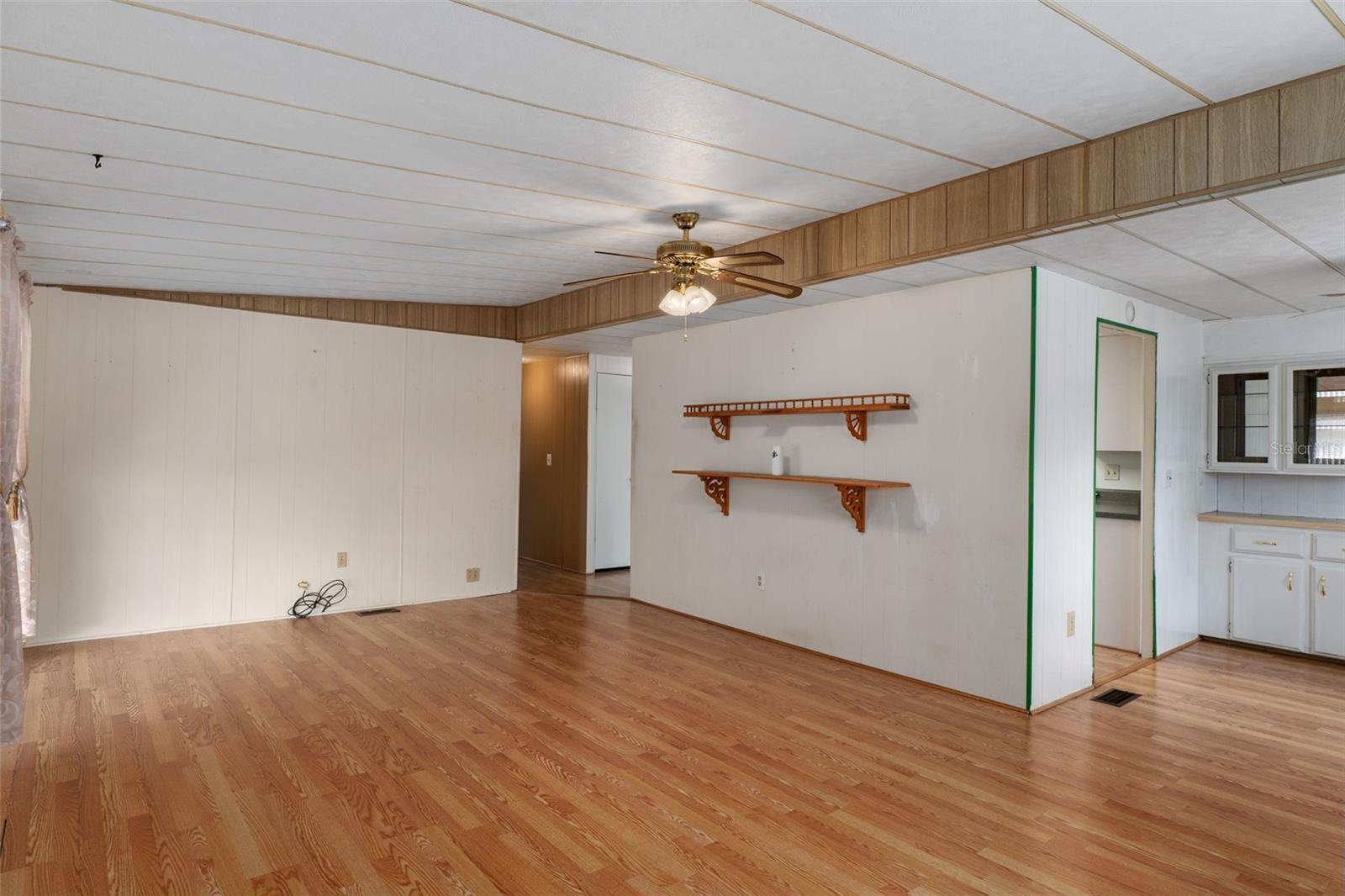 Image 10 of 37 For 8081 Fairlane Avenue