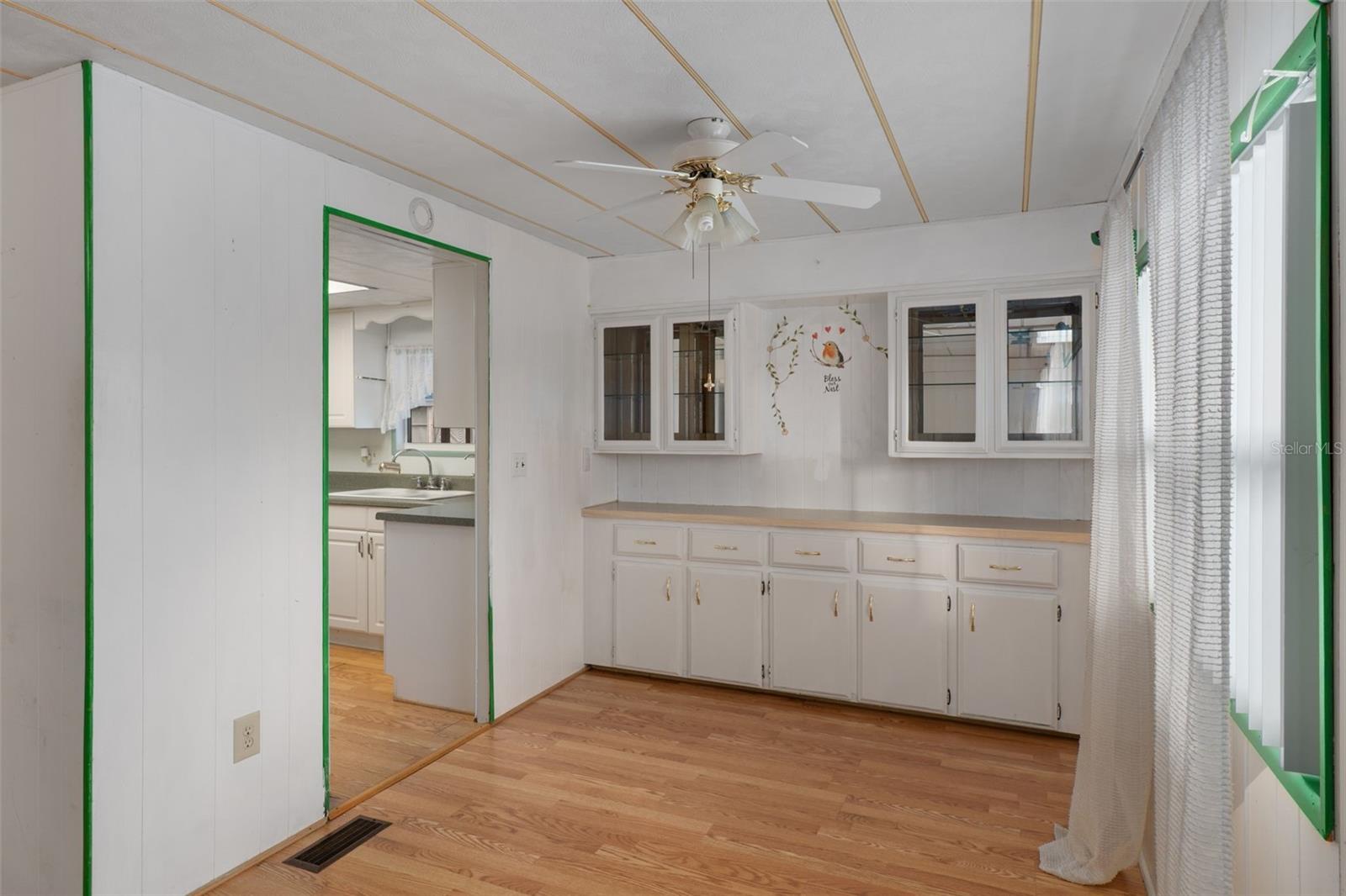 Image 12 of 37 For 8081 Fairlane Avenue