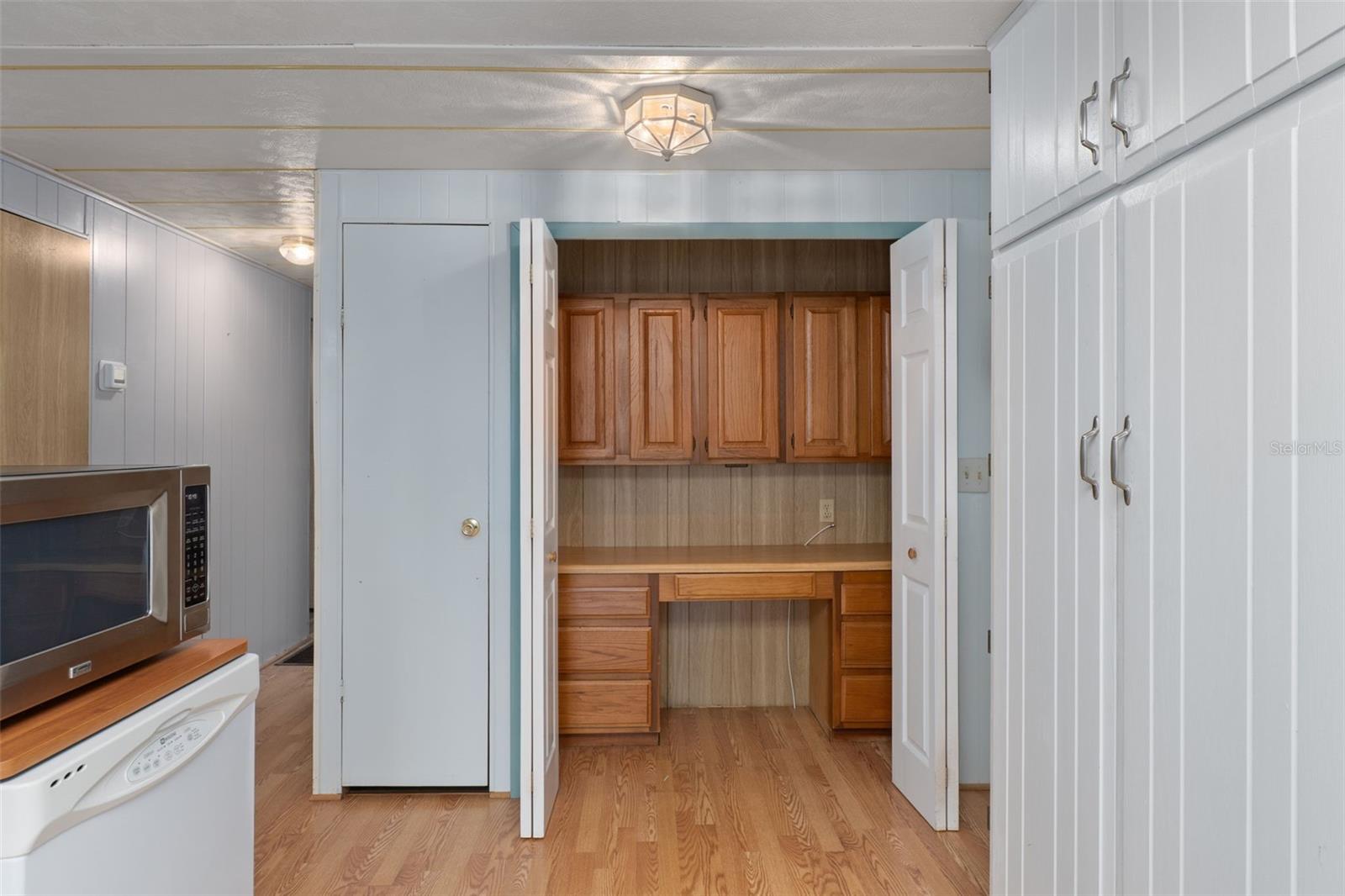 Image 17 of 37 For 8081 Fairlane Avenue