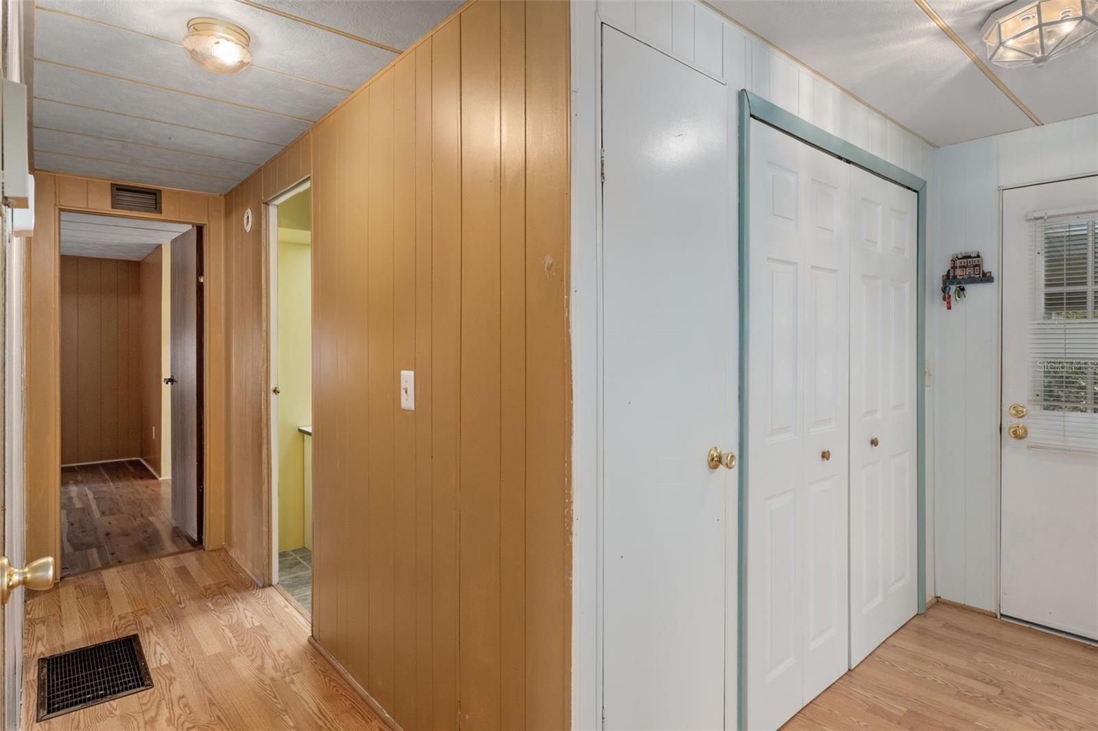 Image 18 of 37 For 8081 Fairlane Avenue