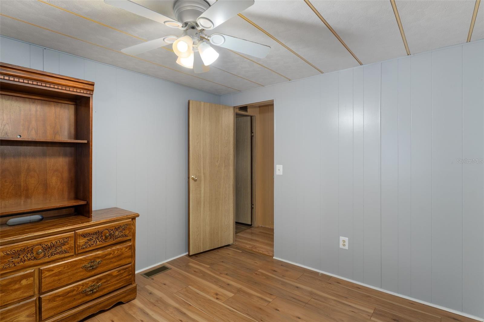 Image 20 of 37 For 8081 Fairlane Avenue