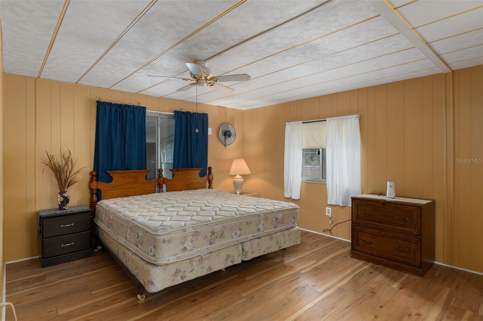 Image 21 of 37 For 8081 Fairlane Avenue