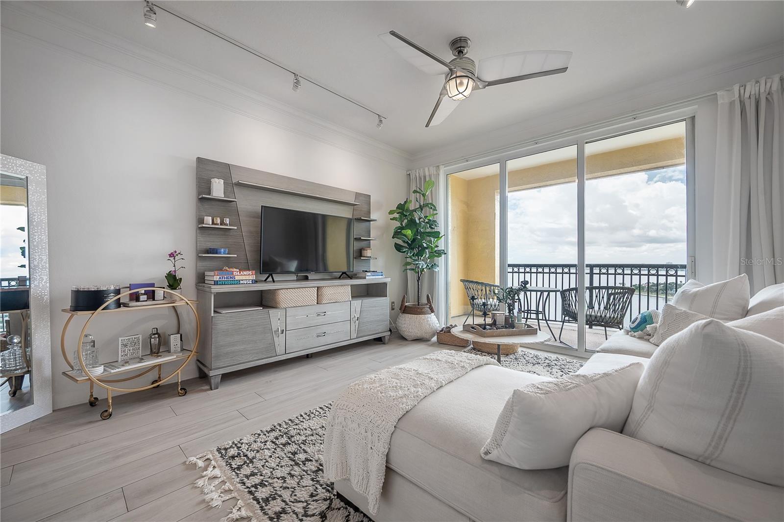 Image 15 of 41 For 345 Bayshore Boulevard 1803