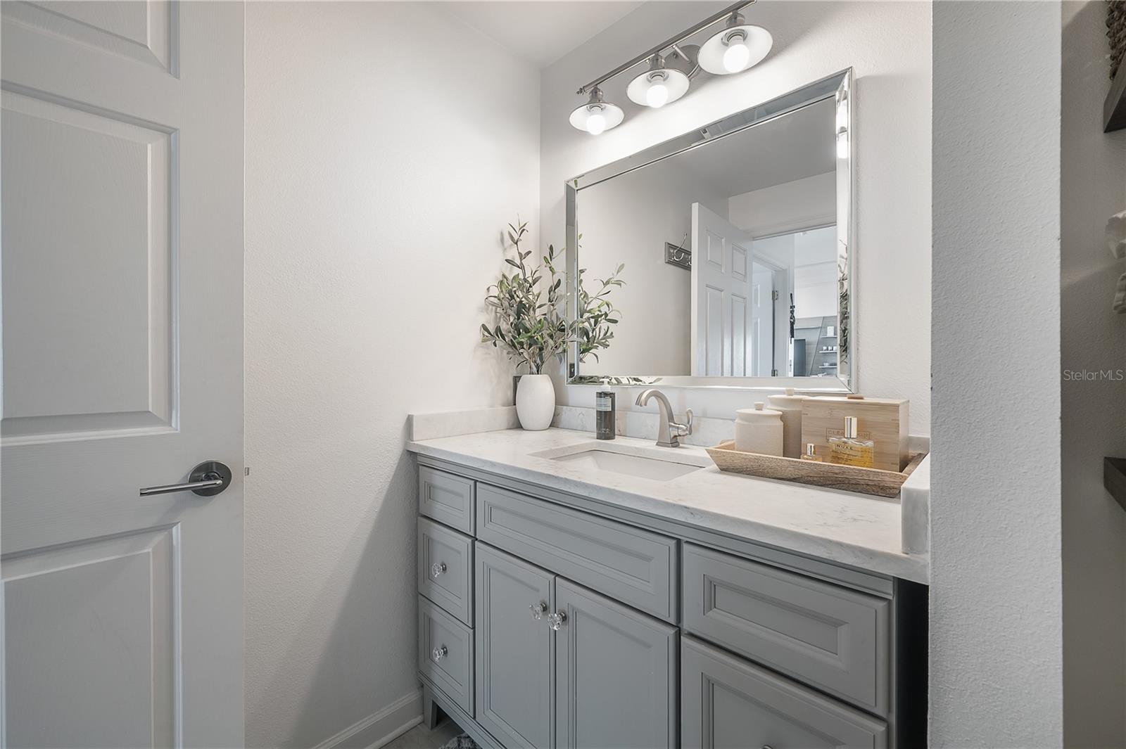 Image 24 of 41 For 345 Bayshore Boulevard 1803