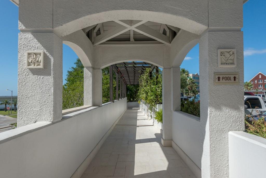 Image 30 of 41 For 345 Bayshore Boulevard 1803