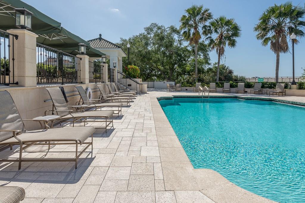 Image 32 of 41 For 345 Bayshore Boulevard 1803