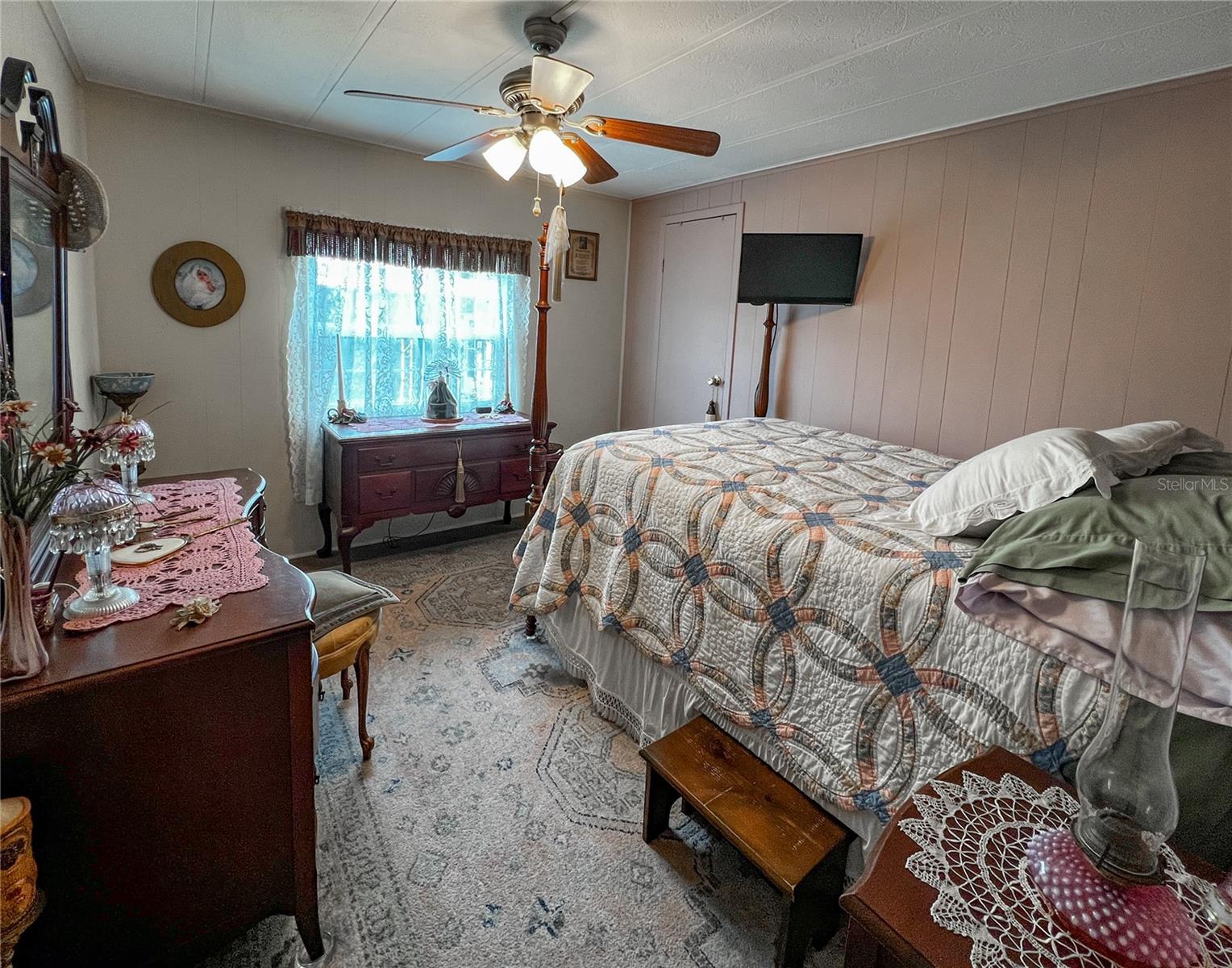 Image 15 of 41 For 34543 Rosebud Row