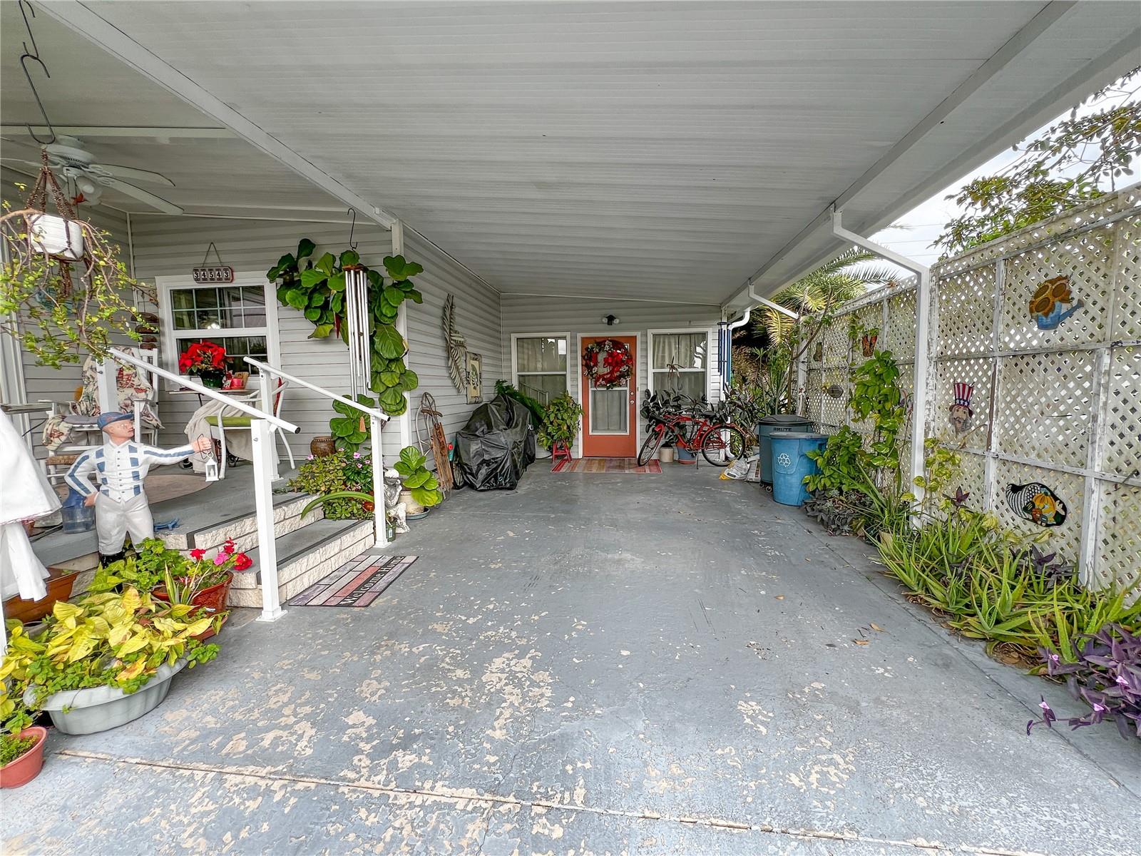 Image 30 of 41 For 34543 Rosebud Row