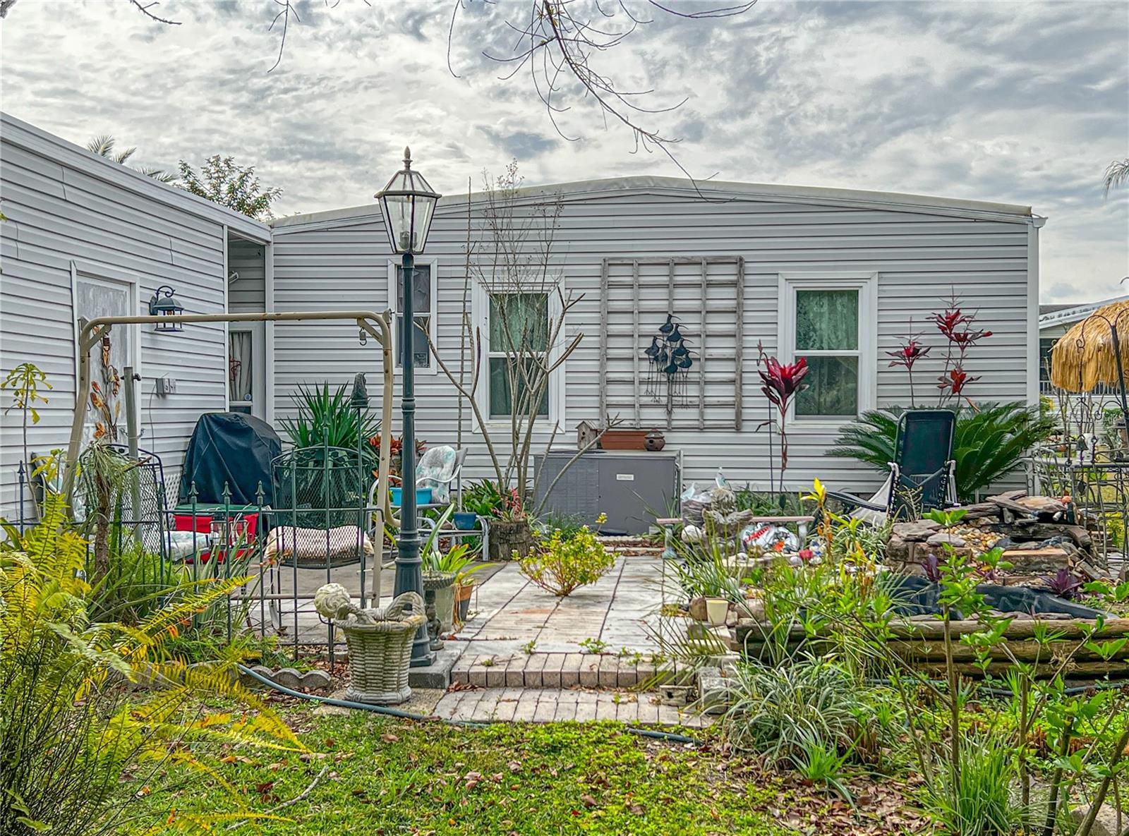 Image 36 of 41 For 34543 Rosebud Row