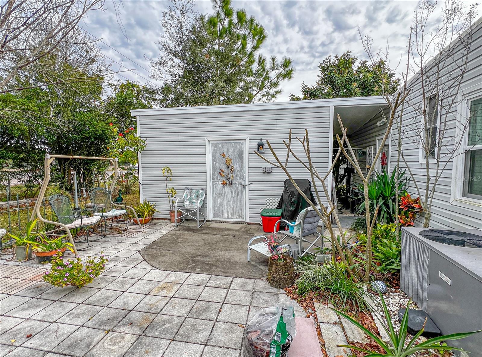 Image 39 of 41 For 34543 Rosebud Row