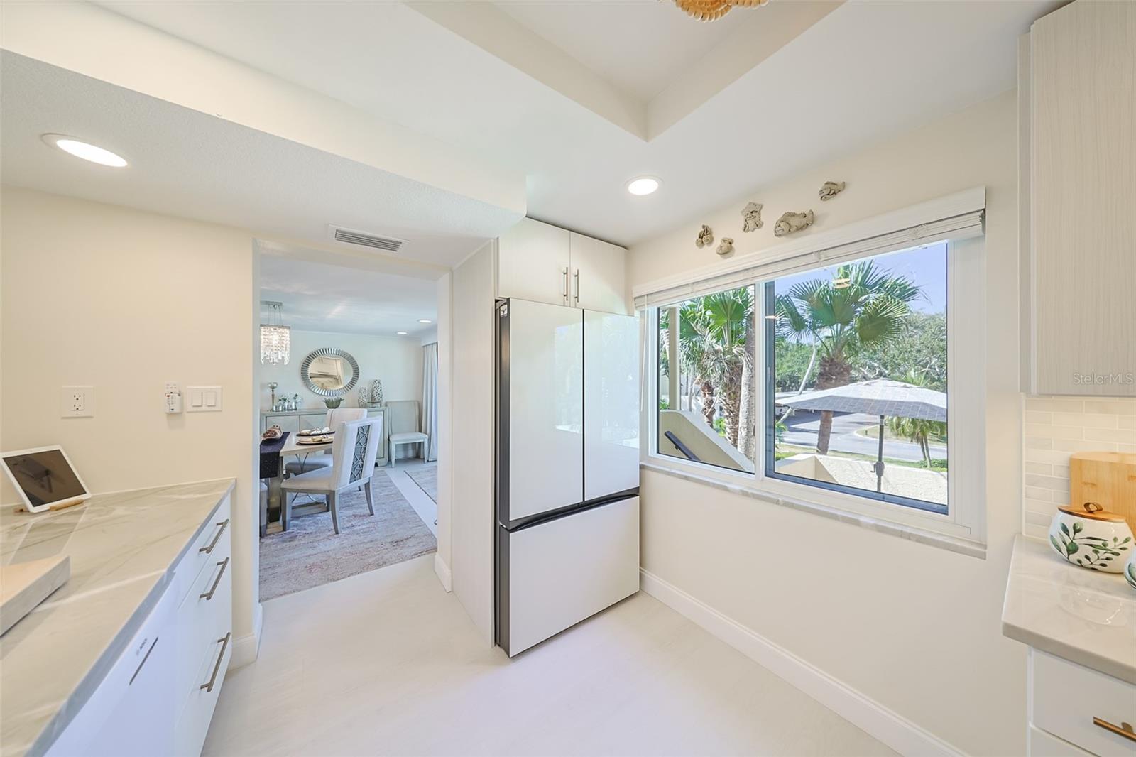 Image 11 of 33 For 7500 Sunshine Skyway Lane S 104