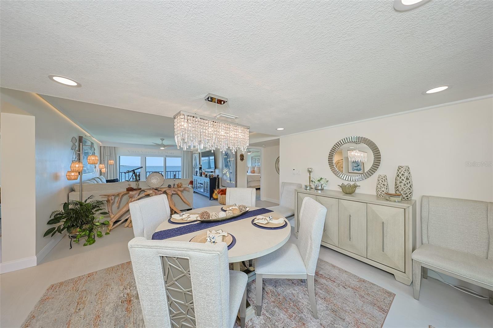 Image 12 of 33 For 7500 Sunshine Skyway Lane S 104