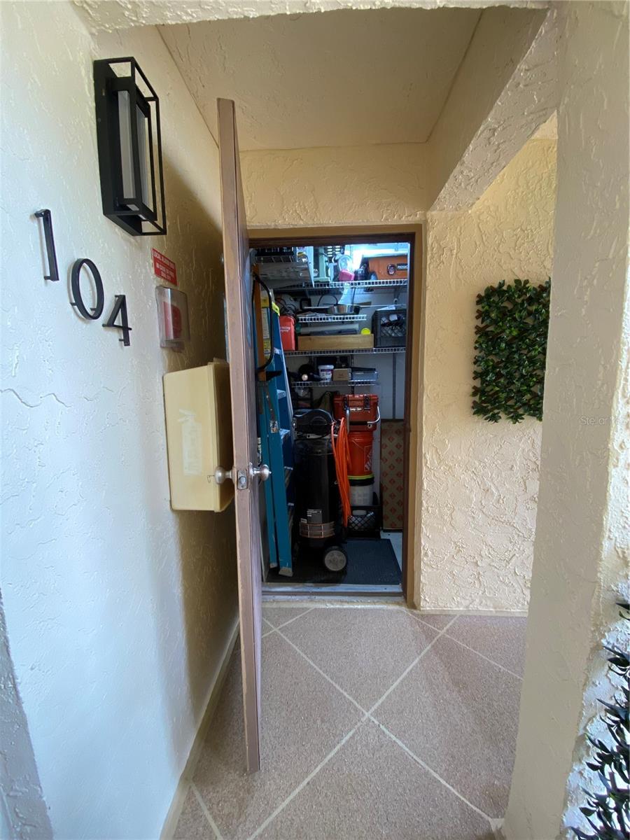 Image 31 of 33 For 7500 Sunshine Skyway Lane S 104