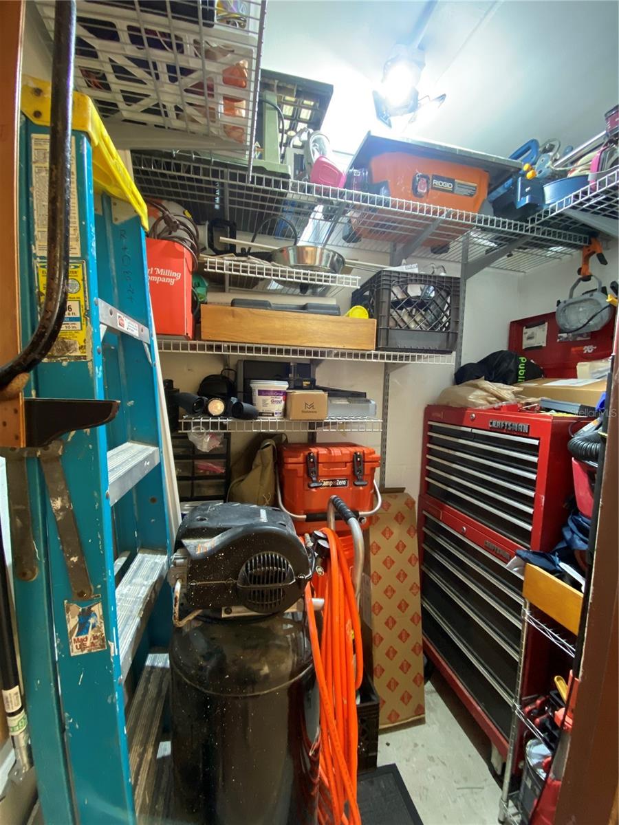 Image 32 of 33 For 7500 Sunshine Skyway Lane S 104