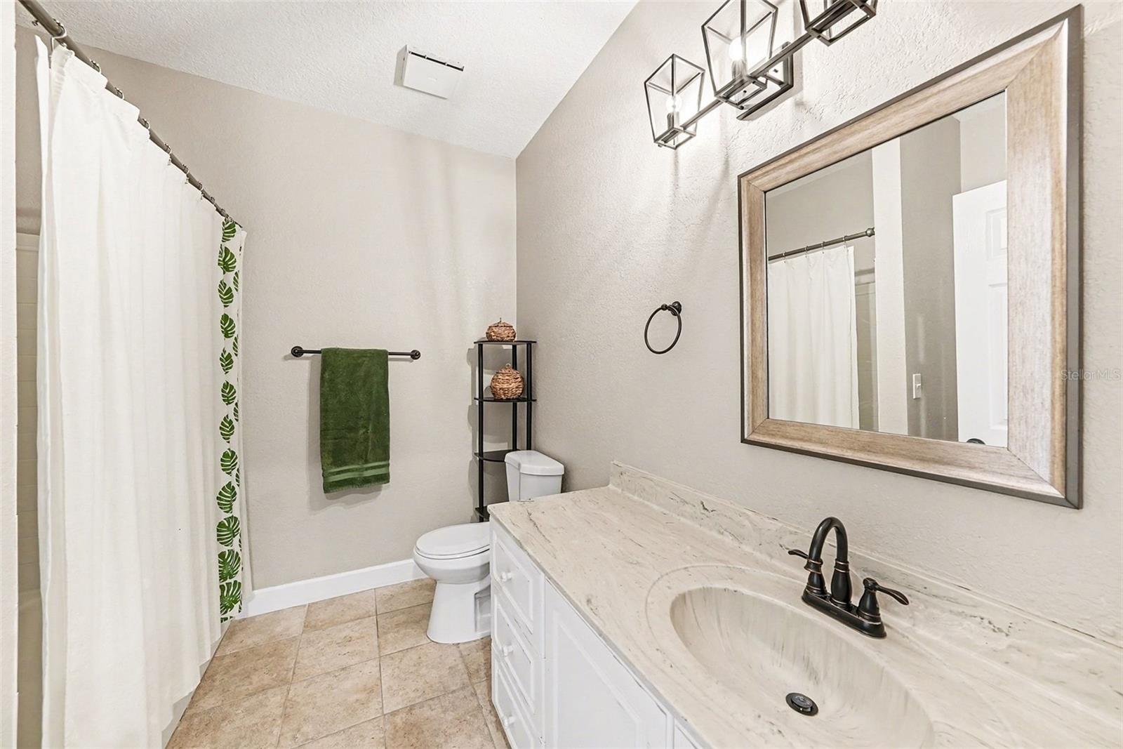 Image 24 of 48 For 4813 Cheval Boulevard