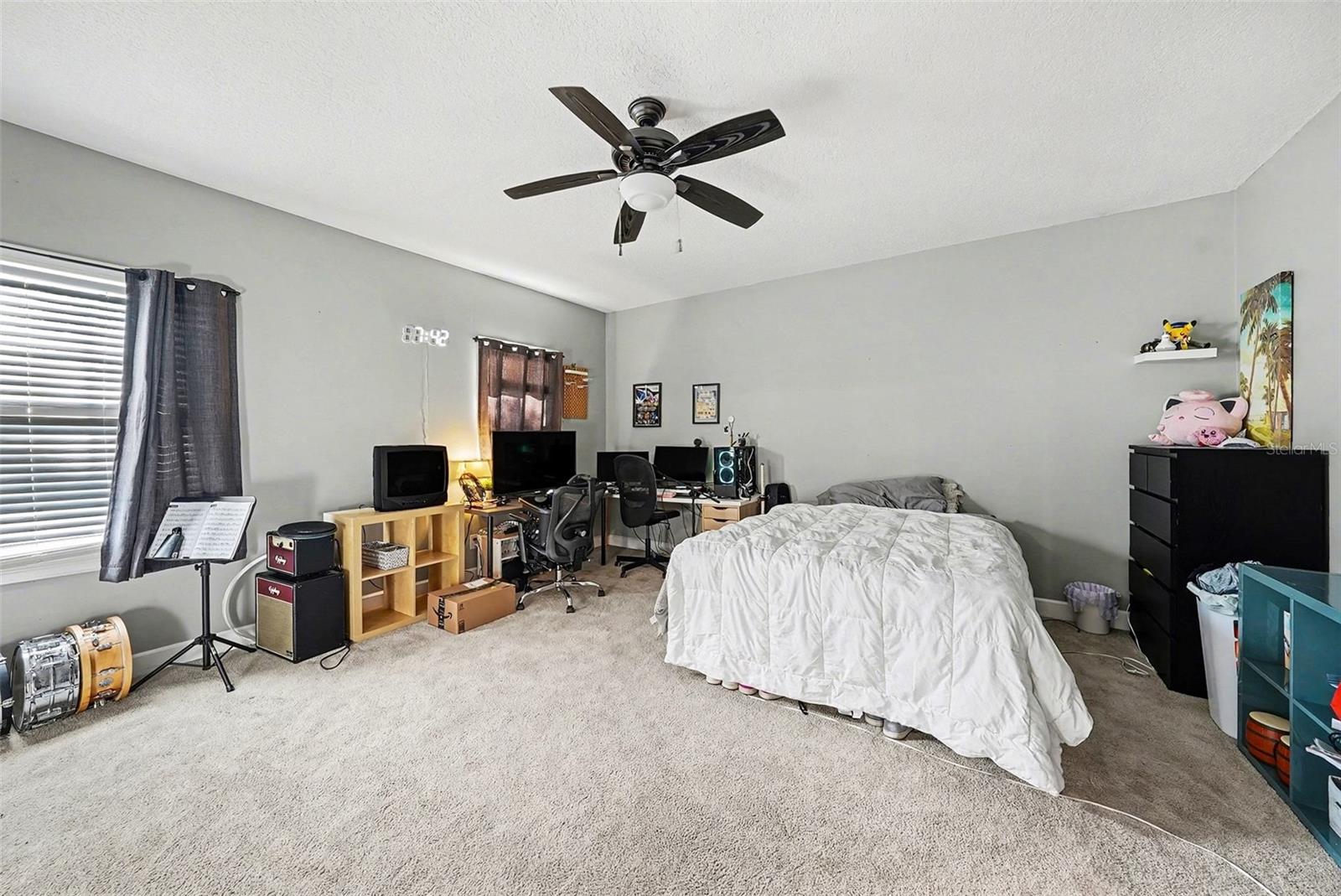 Image 26 of 48 For 4813 Cheval Boulevard