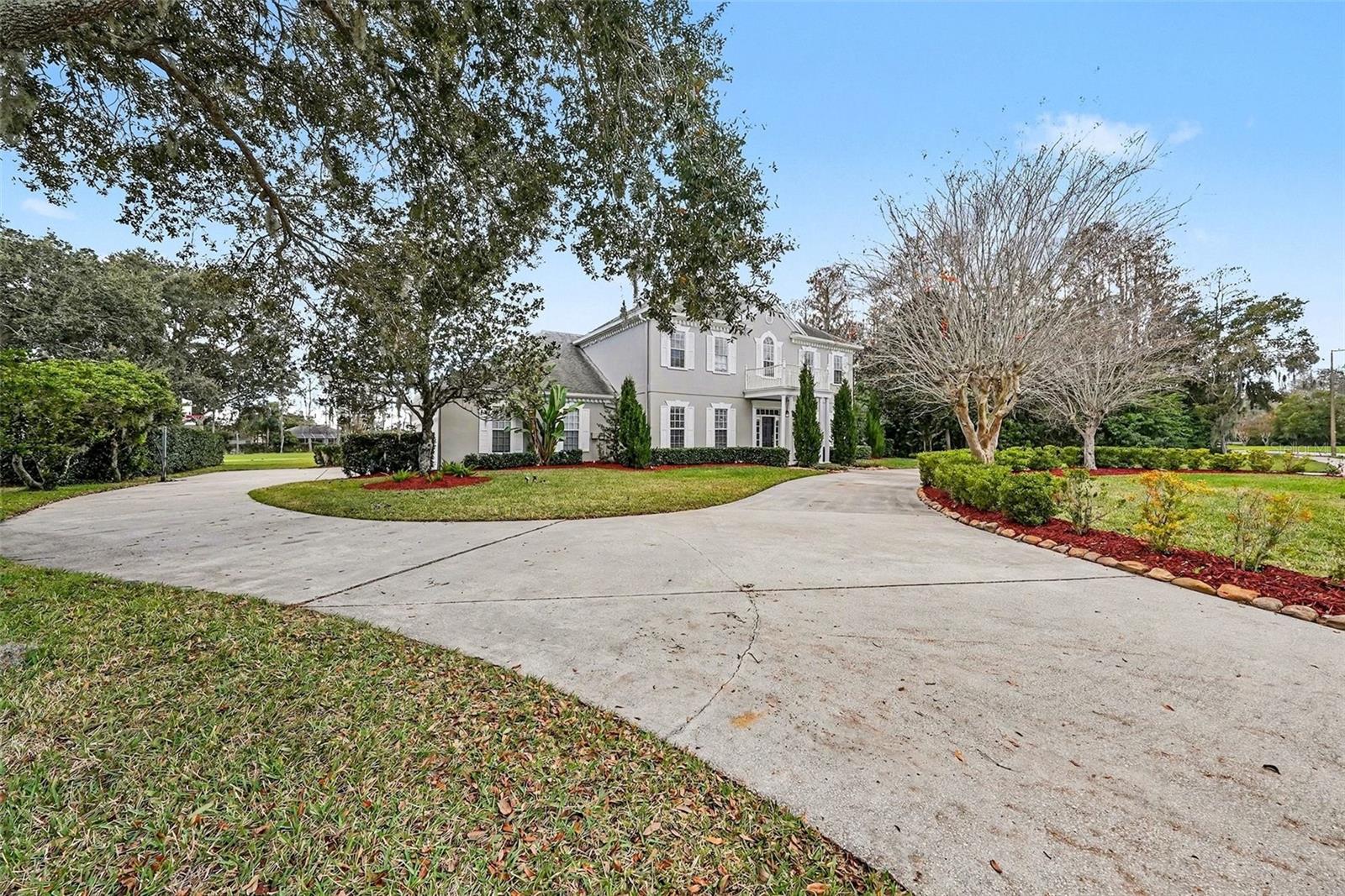 Image 5 of 48 For 4813 Cheval Boulevard