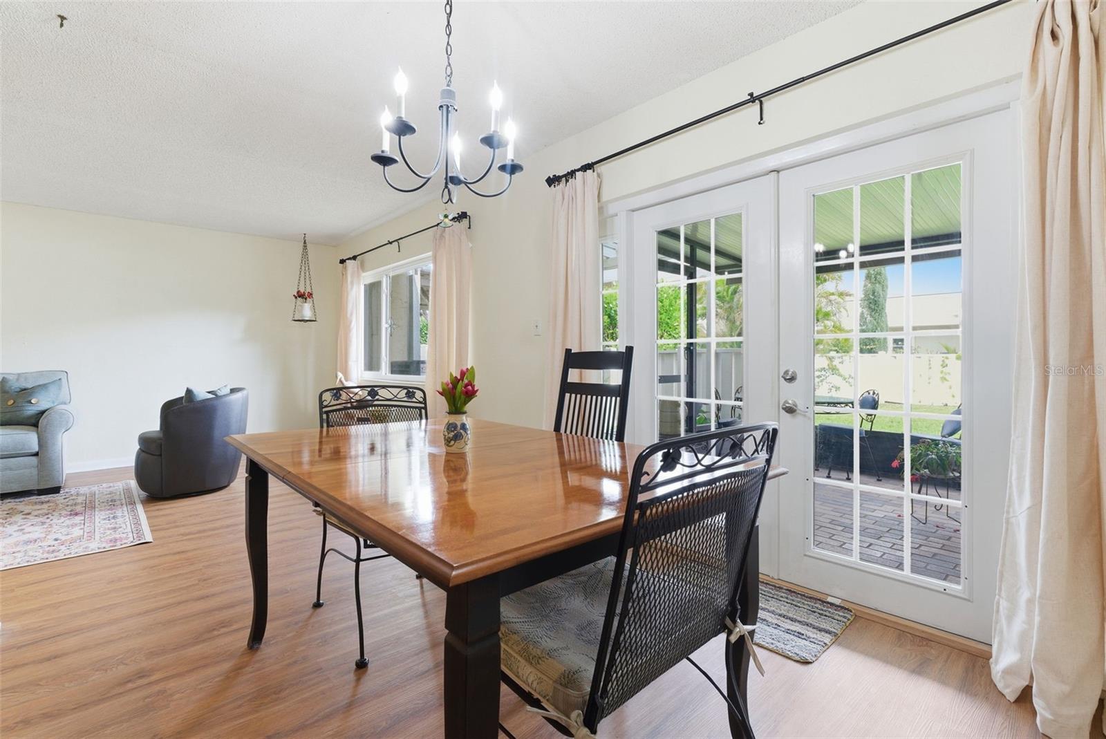 Image 12 of 27 For 6715 Cape Sable Way Ne 5