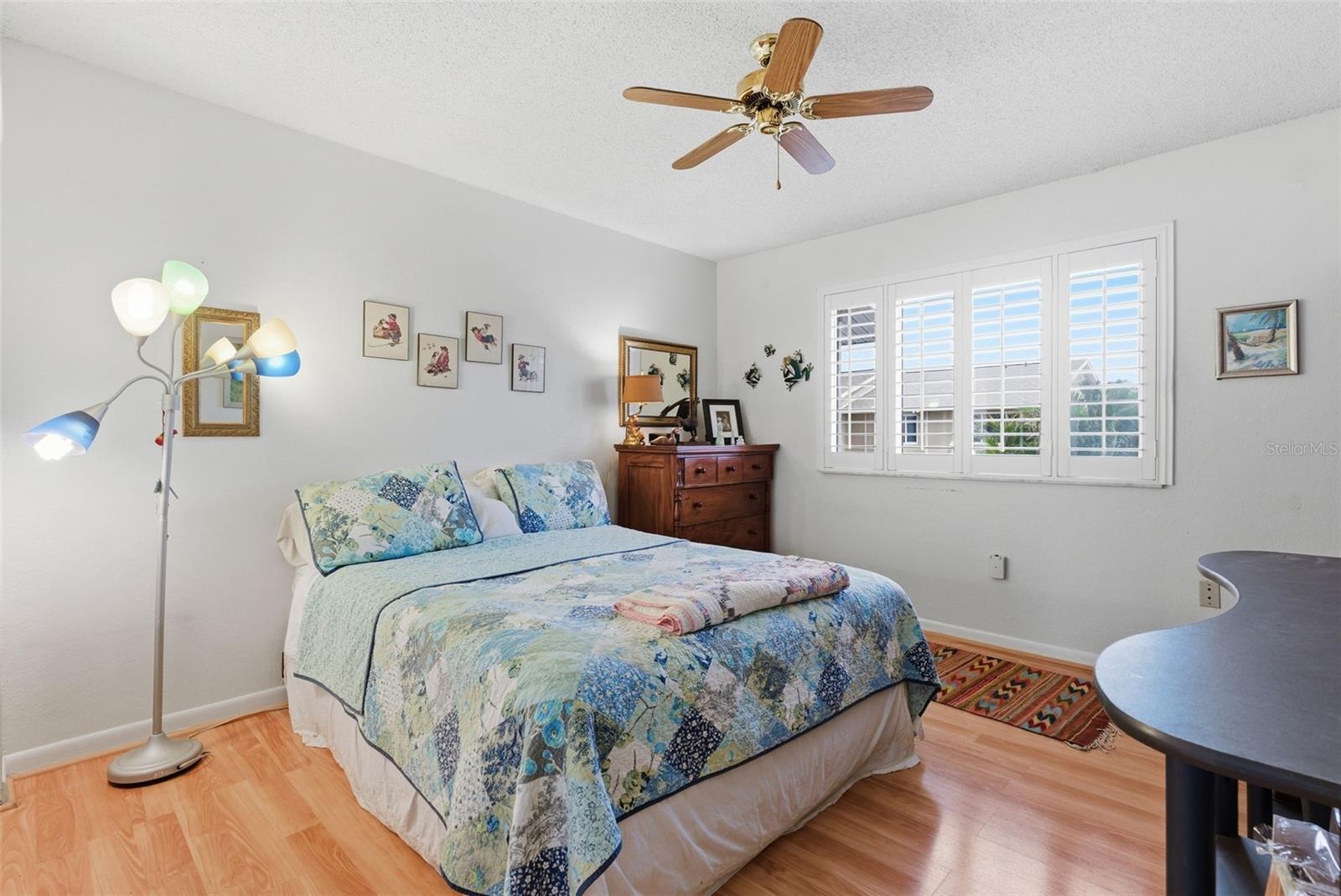 Image 23 of 27 For 6715 Cape Sable Way Ne 5