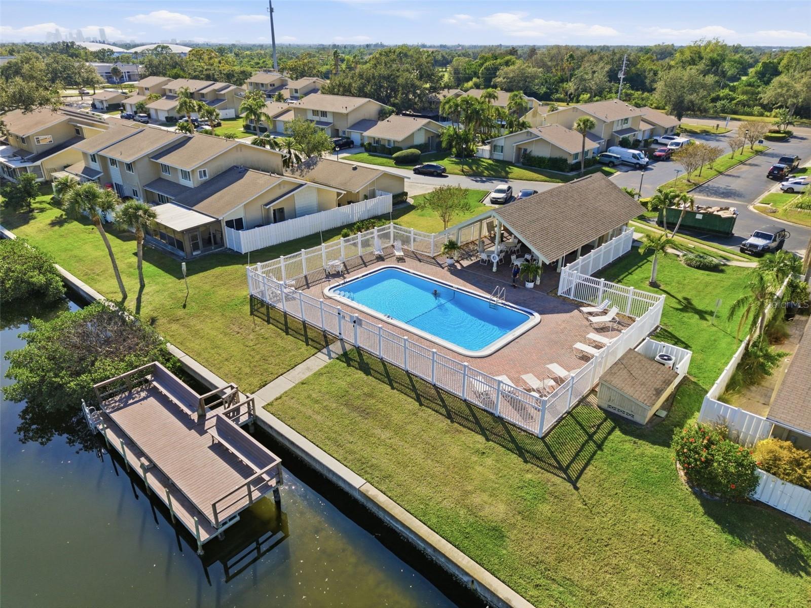 Image 27 of 27 For 6715 Cape Sable Way Ne 5