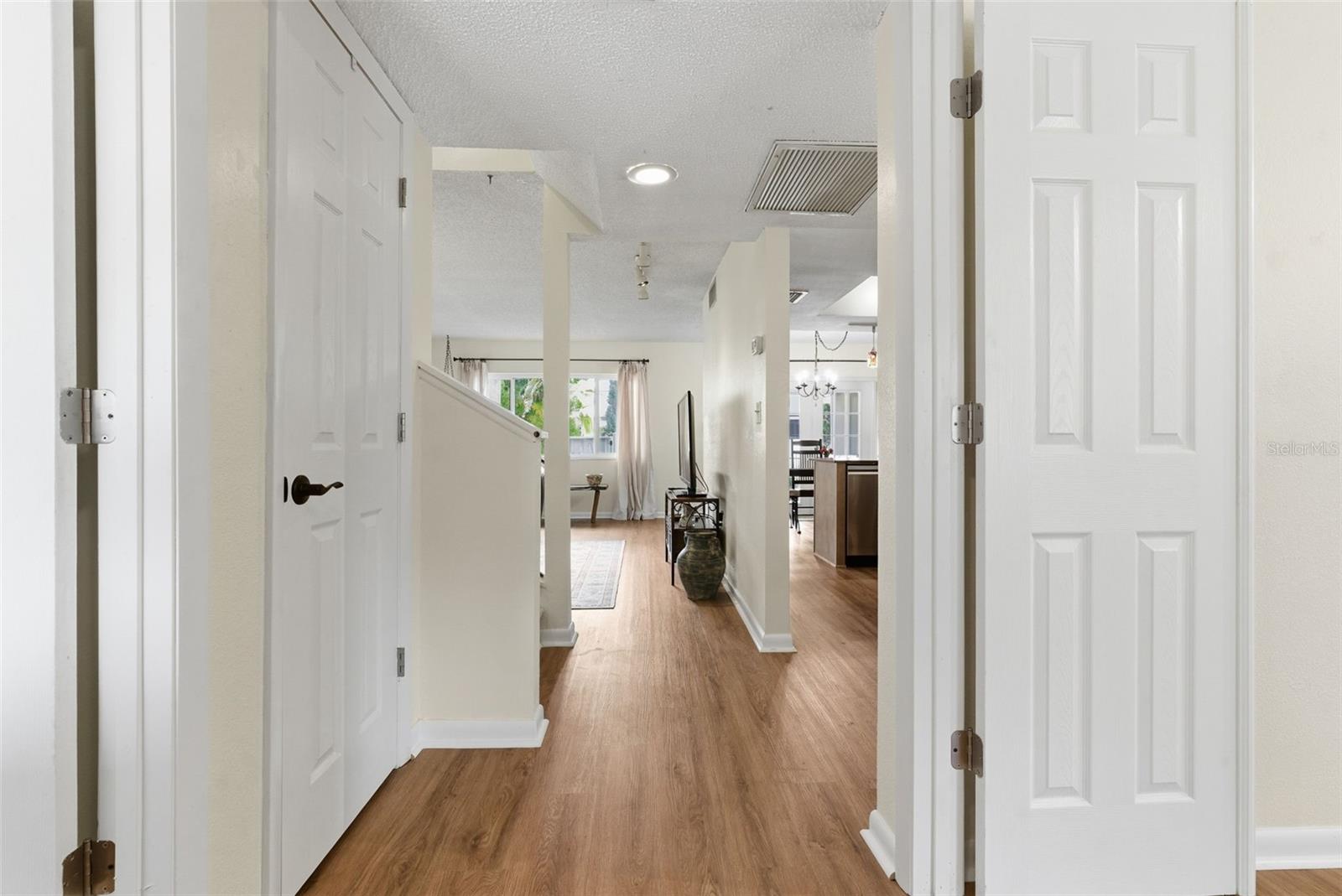 Image 3 of 27 For 6715 Cape Sable Way Ne 5