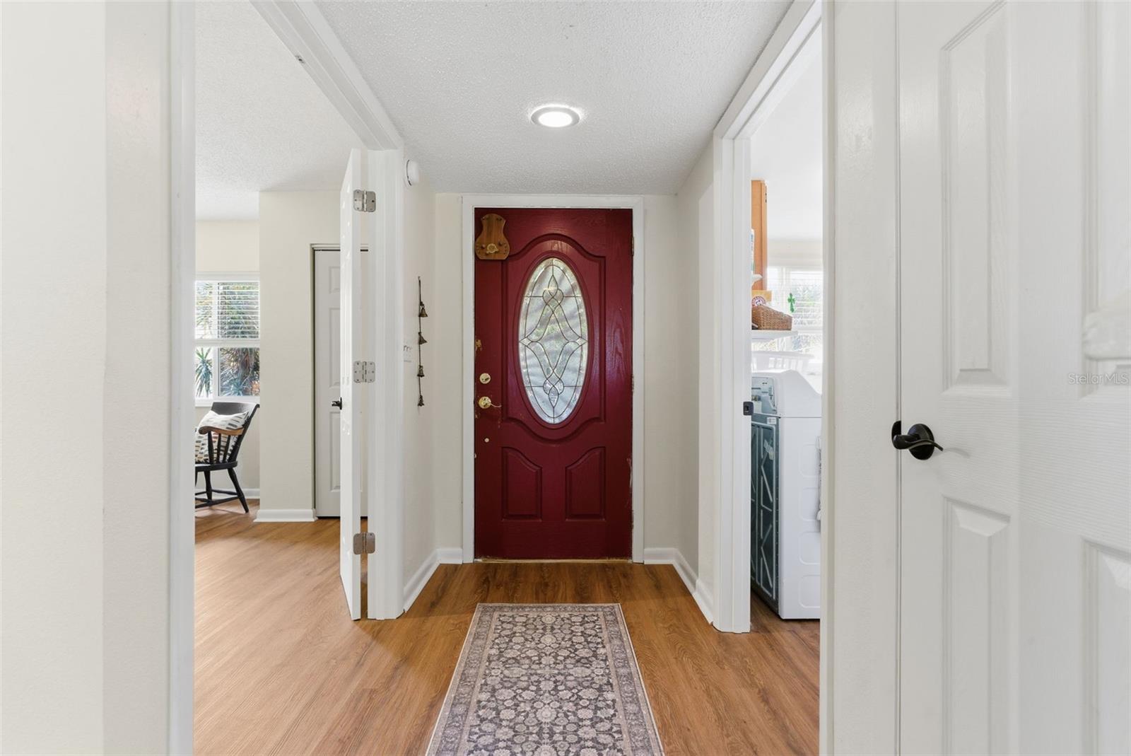 Image 4 of 27 For 6715 Cape Sable Way Ne 5