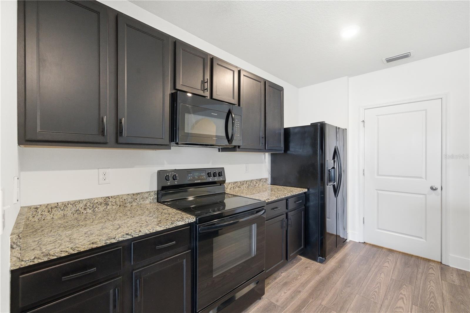 Image 21 of 49 For 2735 Garden Plum Place