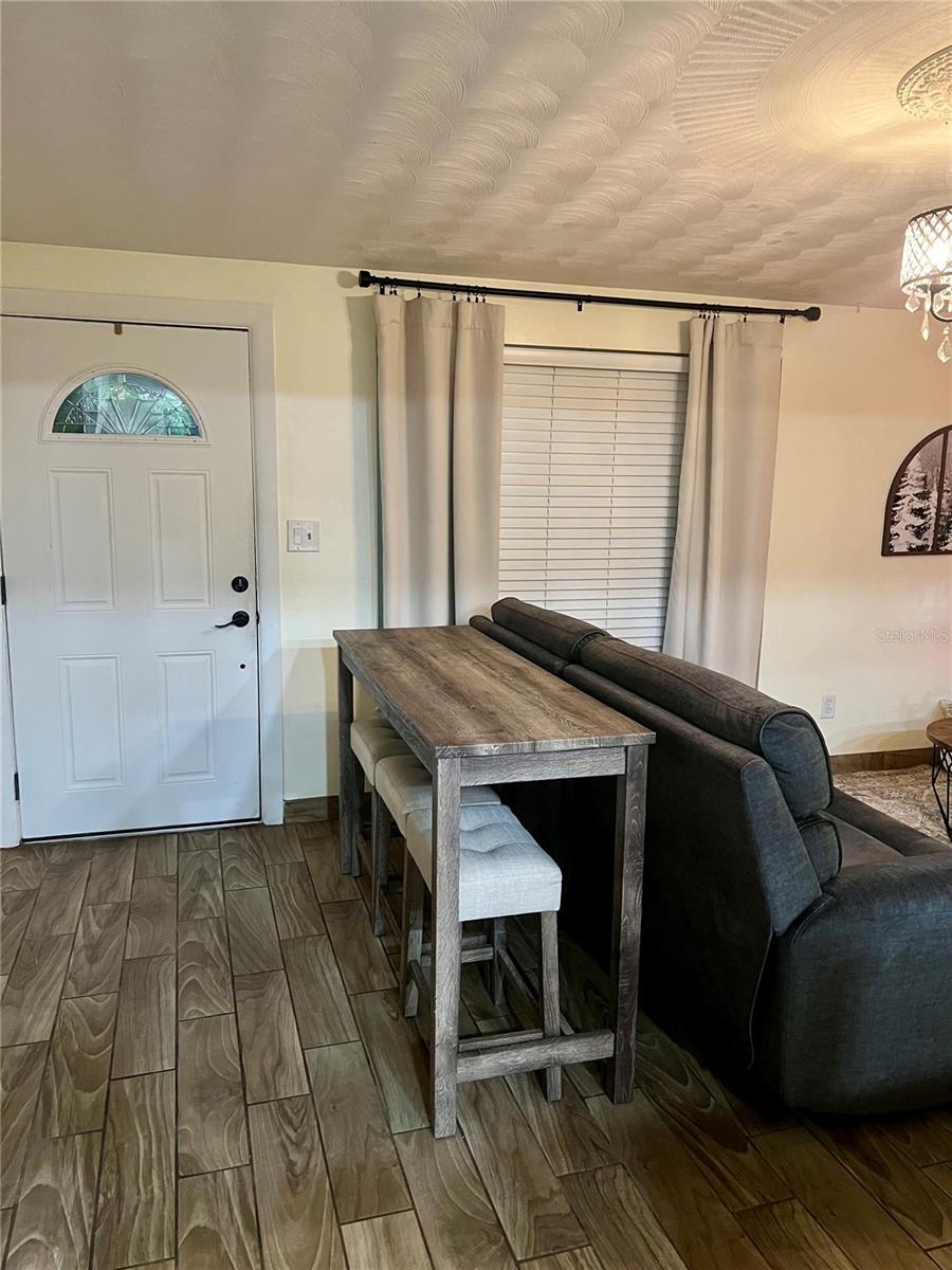 Image 14 of 39 For 3135 Karen Avenue