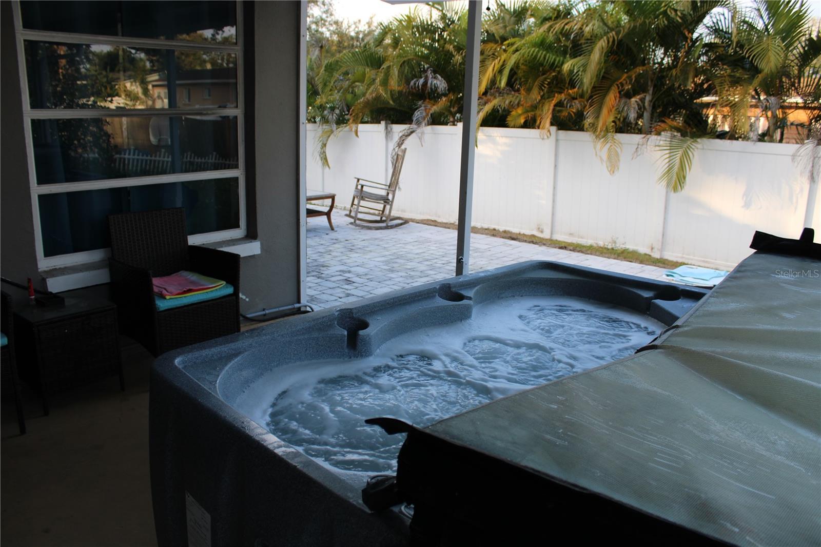 Image 5 of 39 For 3135 Karen Avenue