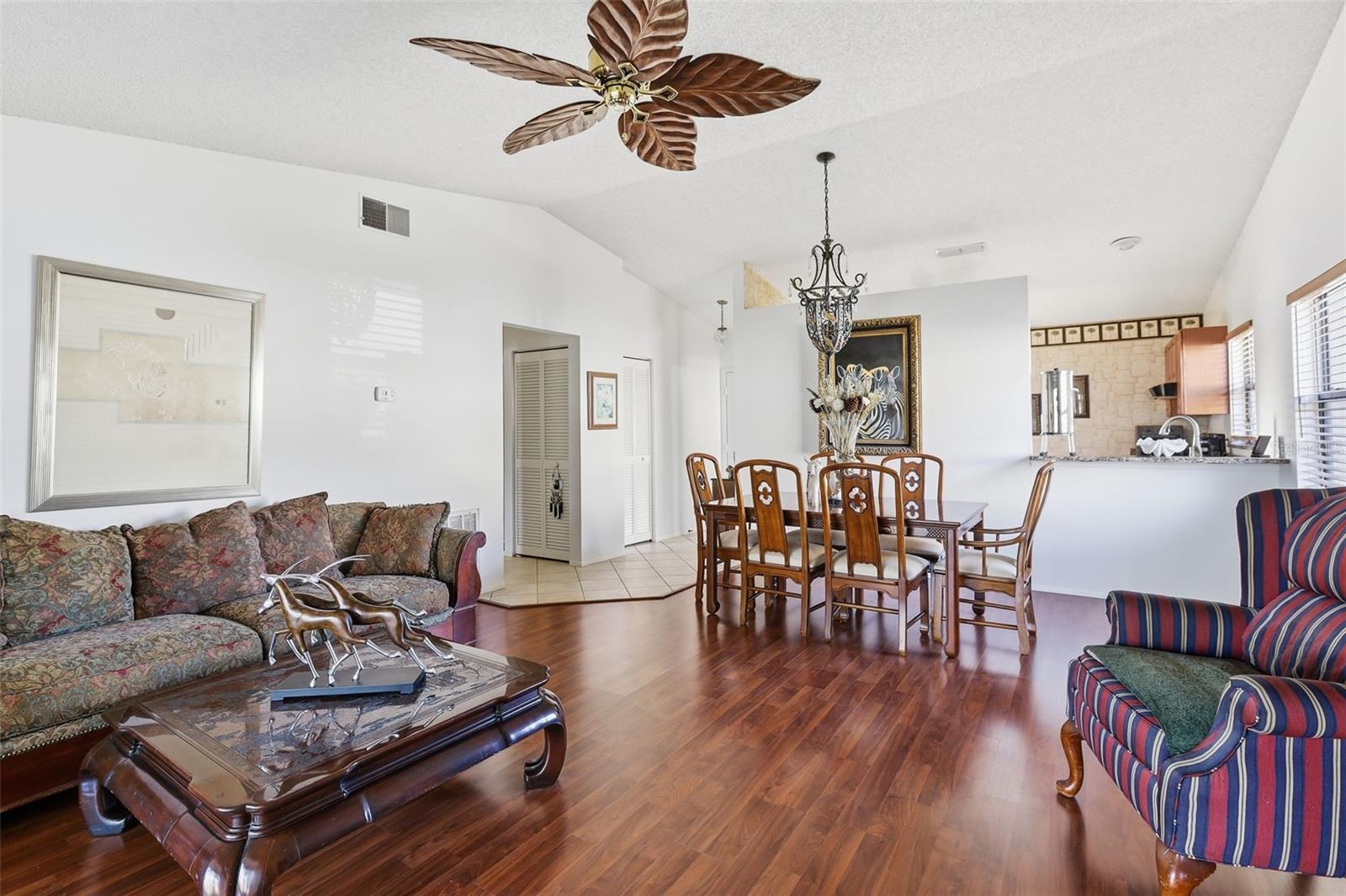 Image 6 of 30 For 1708 Curry Trail 3