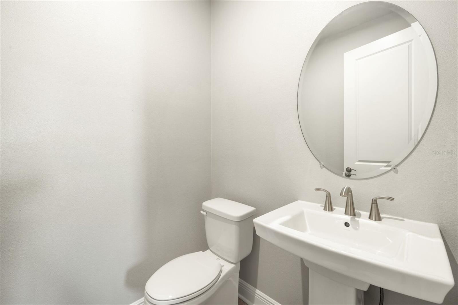 Image 19 of 50 For 18239 Chromata Drive