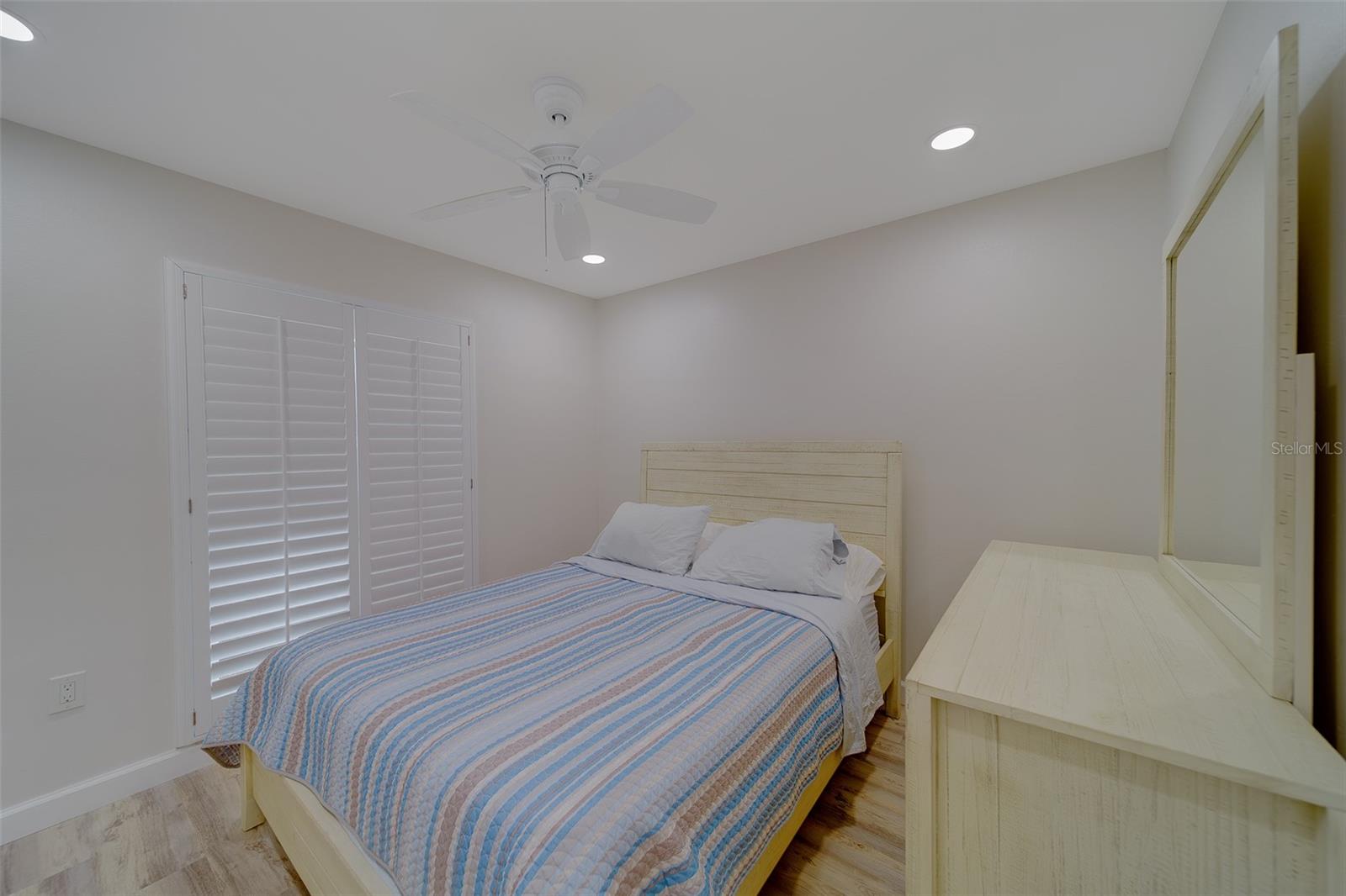 Image 17 of 45 For 2700 Bayshore Boulevard 4109