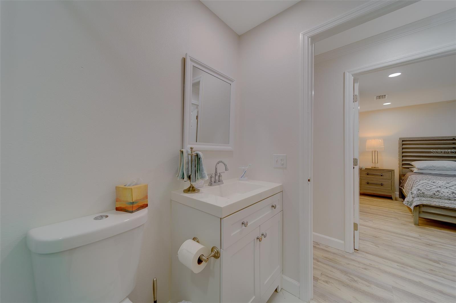 Image 21 of 45 For 2700 Bayshore Boulevard 4109