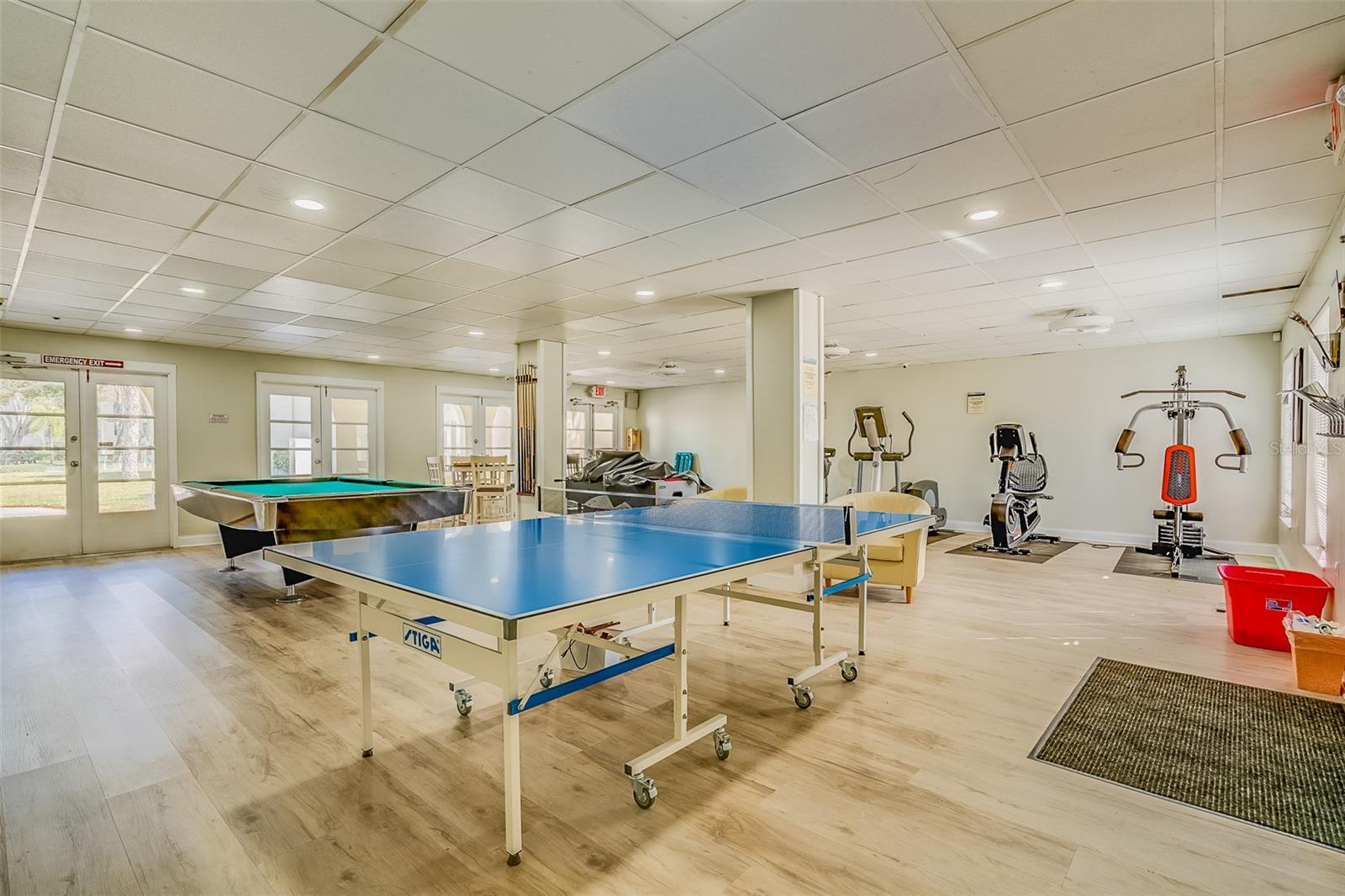 Image 37 of 45 For 2700 Bayshore Boulevard 4109