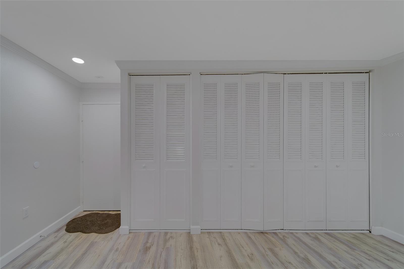 Image 5 of 45 For 2700 Bayshore Boulevard 4109