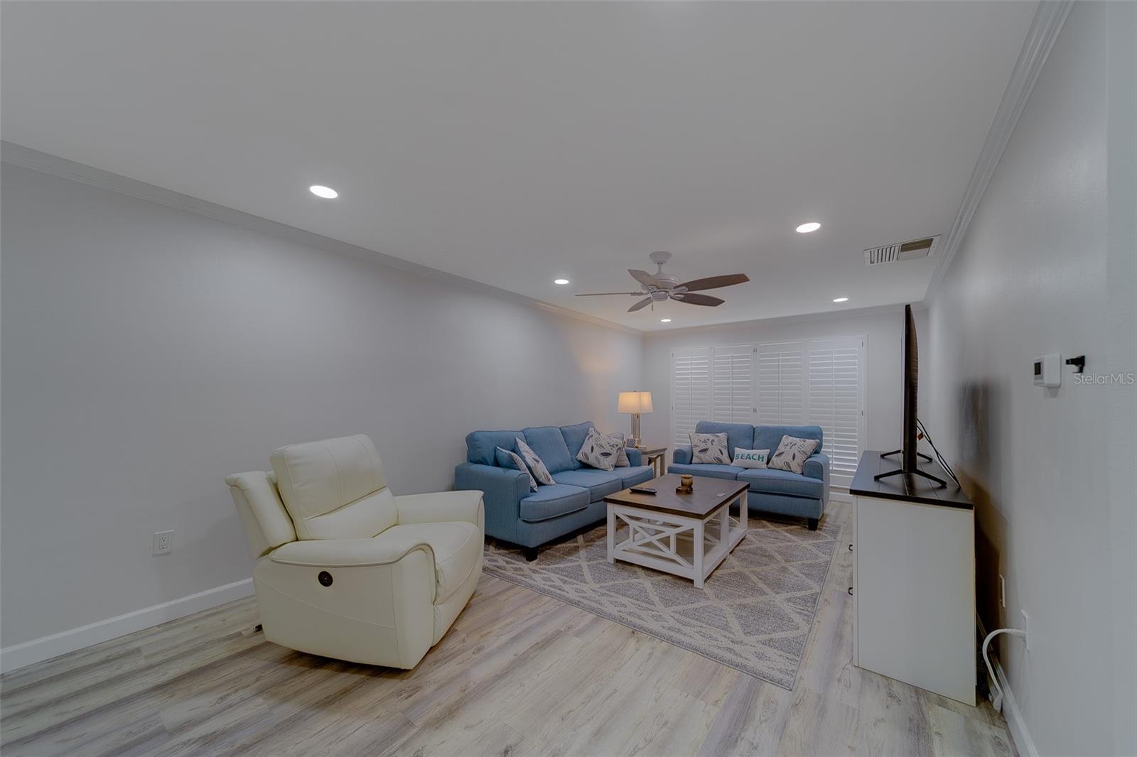 Image 9 of 45 For 2700 Bayshore Boulevard 4109