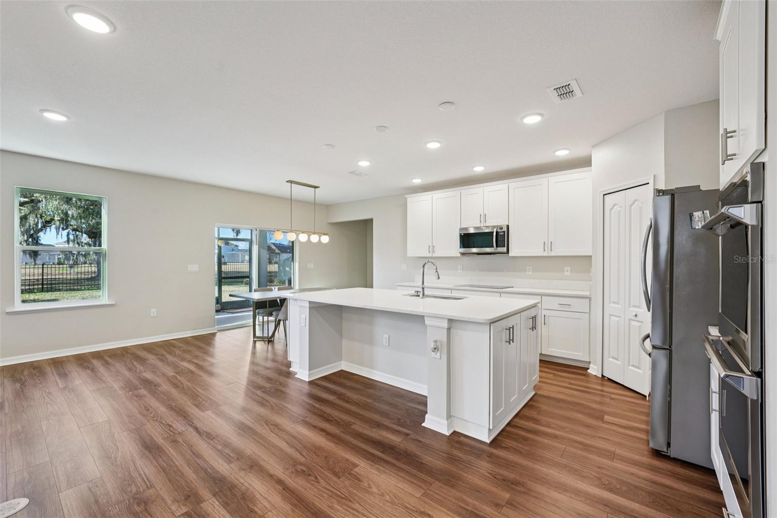 Image 12 of 51 For 11486 June Briar Loop