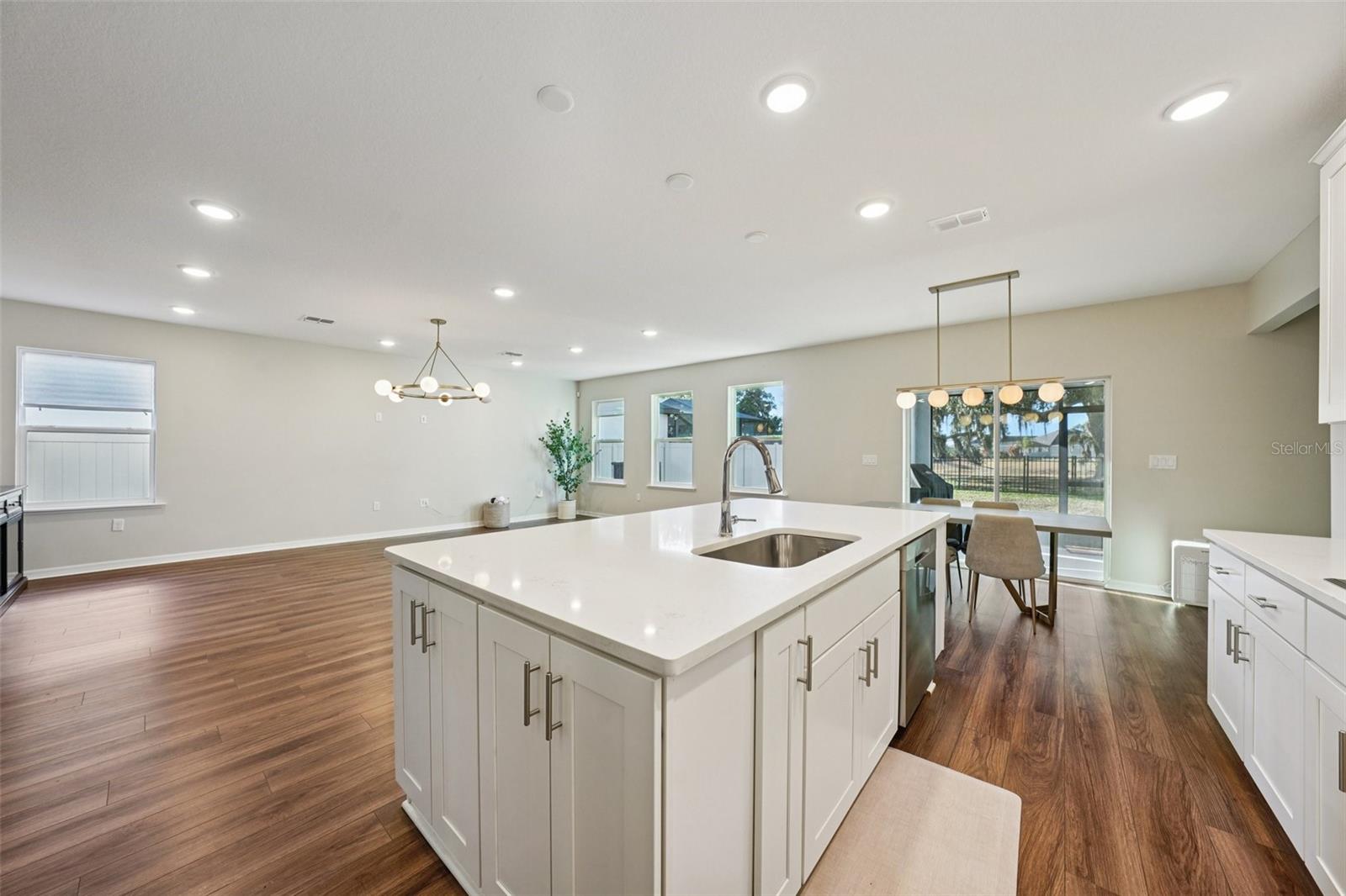 Image 14 of 51 For 11486 June Briar Loop