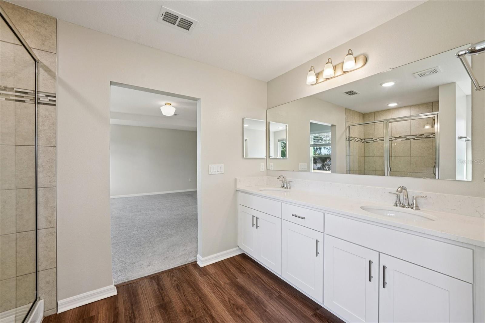 Image 26 of 51 For 11486 June Briar Loop