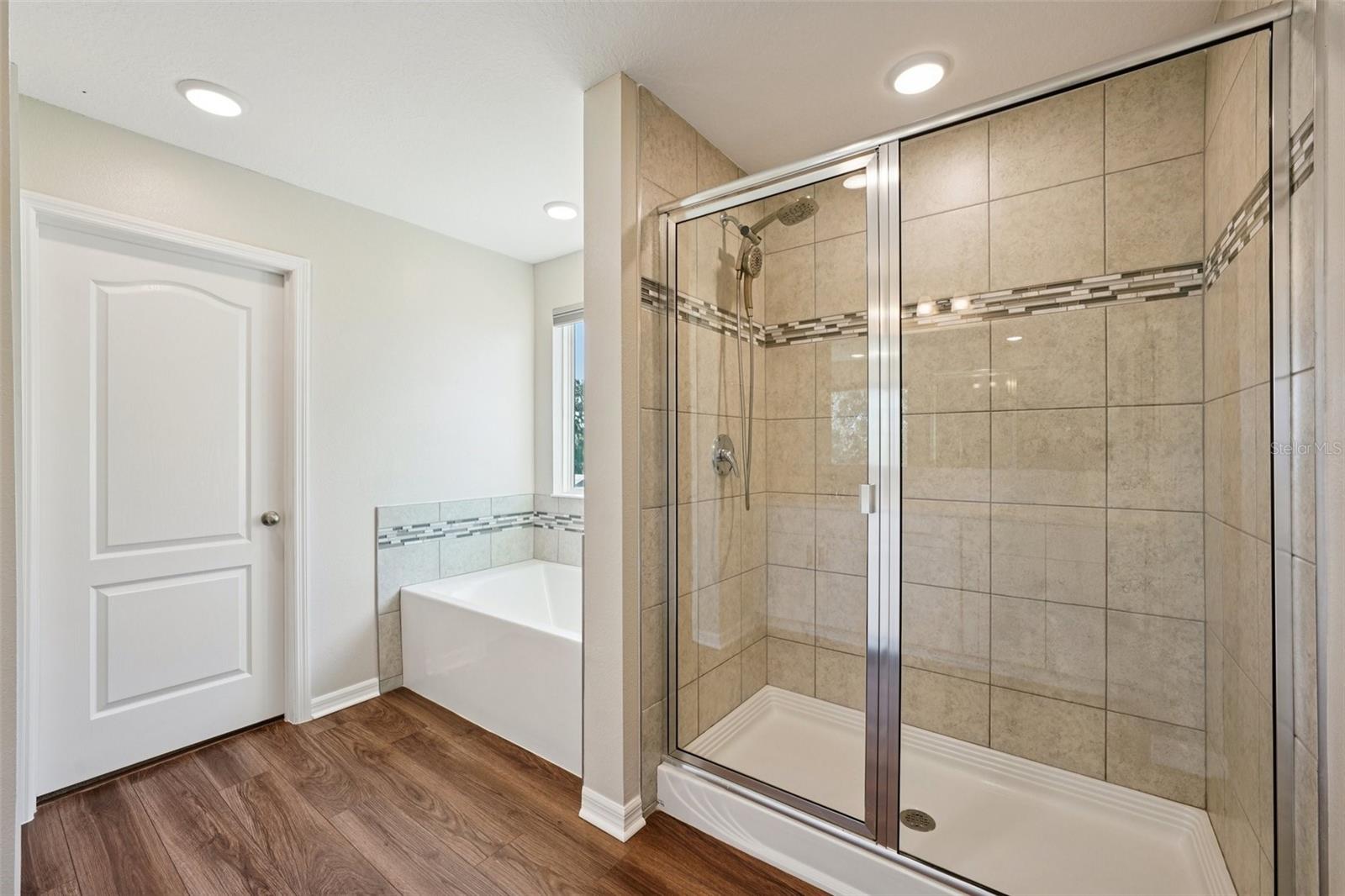 Image 27 of 51 For 11486 June Briar Loop