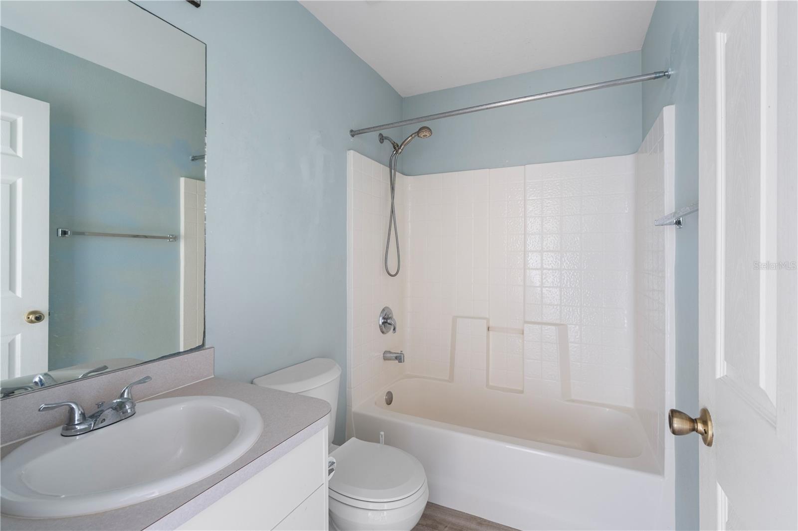 Image 20 of 26 For 1677 Espejo Street Se