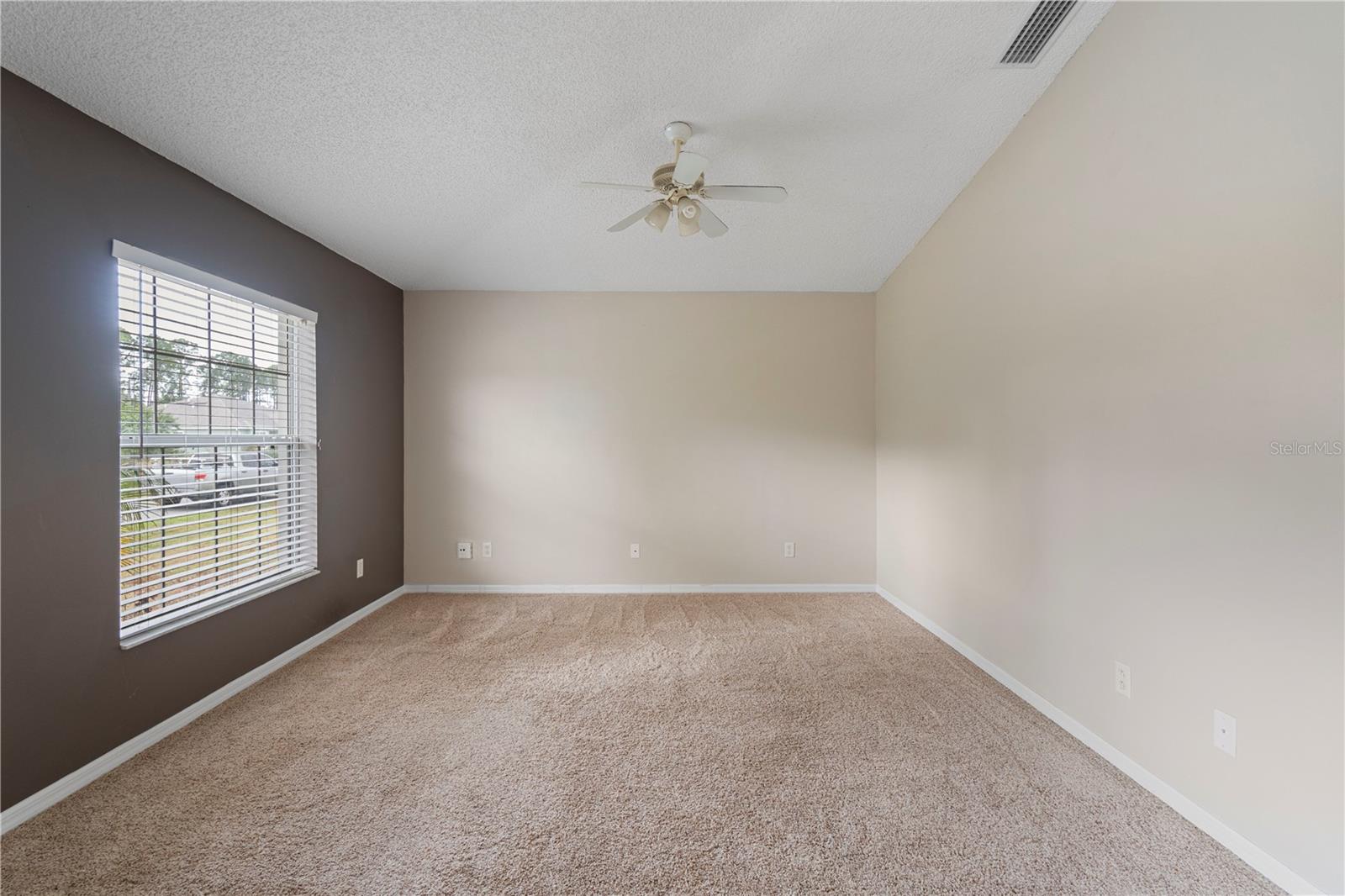 Image 5 of 26 For 1677 Espejo Street Se