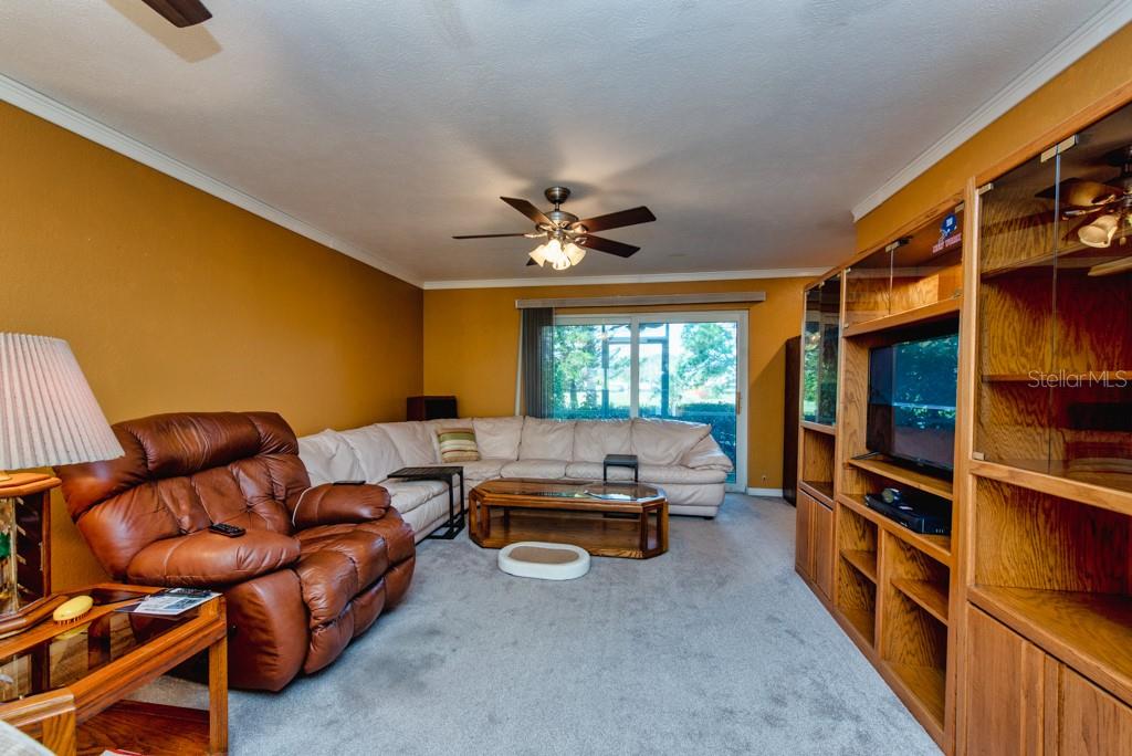 Image 10 of 43 For 1411 Water View Drive W