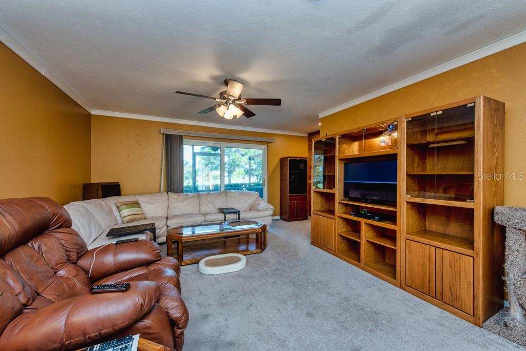 Image 11 of 43 For 1411 Water View Drive W