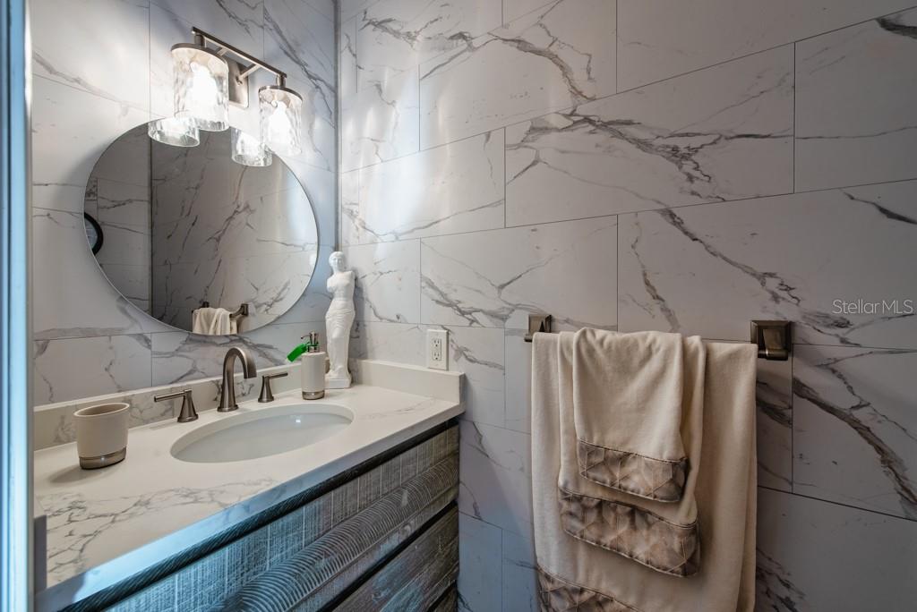 Image 15 of 43 For 1411 Water View Drive W