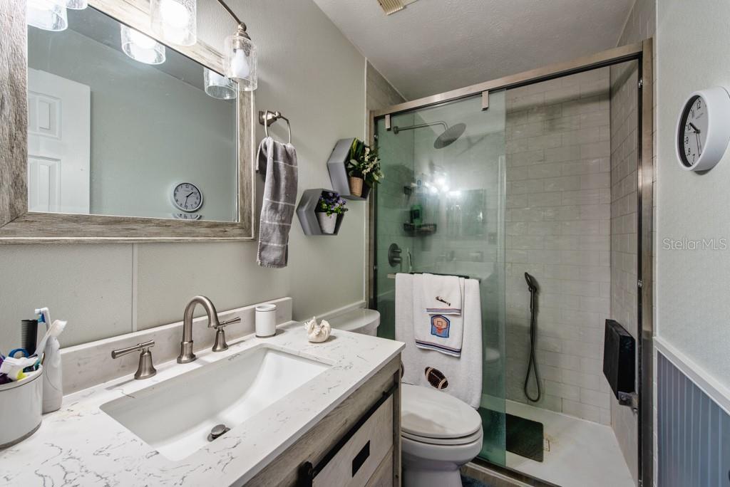 Image 19 of 43 For 1411 Water View Drive W