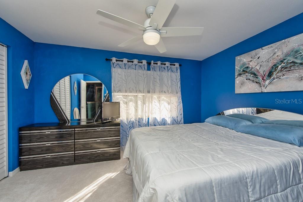 Image 23 of 43 For 1411 Water View Drive W